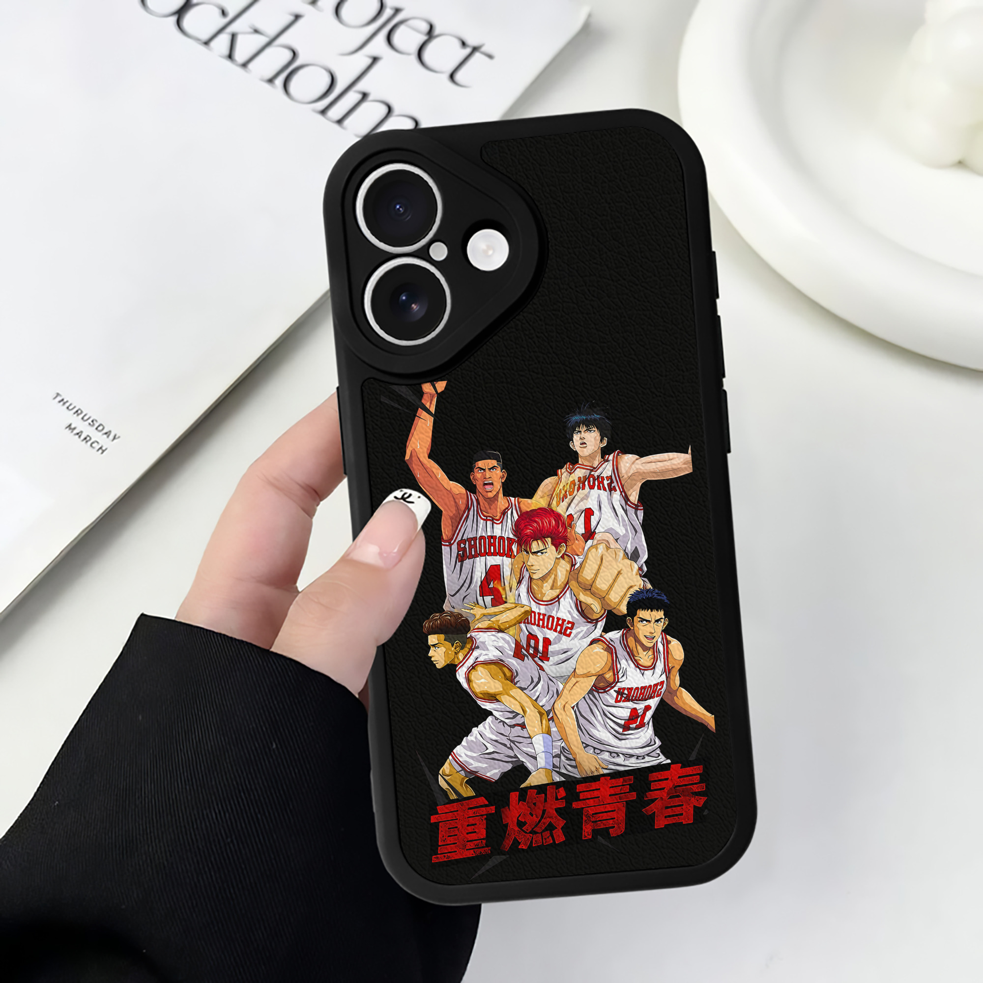 （画像用） SLAM DUNK／スラムダンク 【iPhone 16シリーズ対応】シリコンスマホケース（レザー調） 材質：シリコン